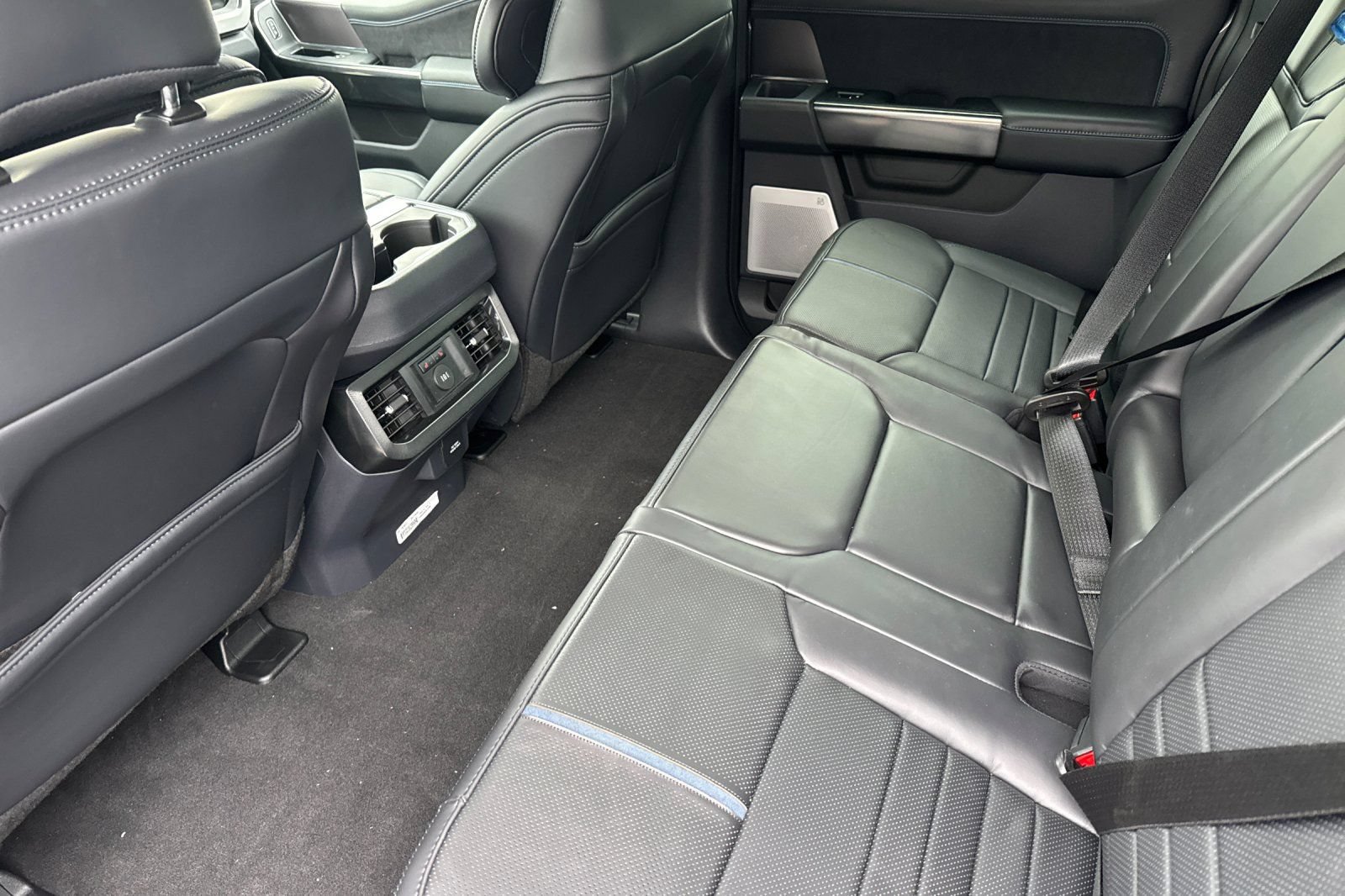 New 2026 Ford F350 Platinum AWD/4WD image 12