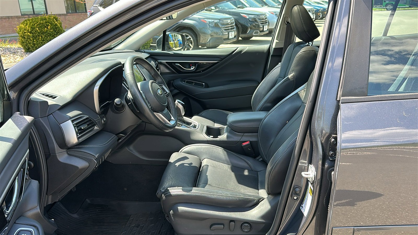 Used 2023 Subaru Legacy Limited AWD/4WD image 9