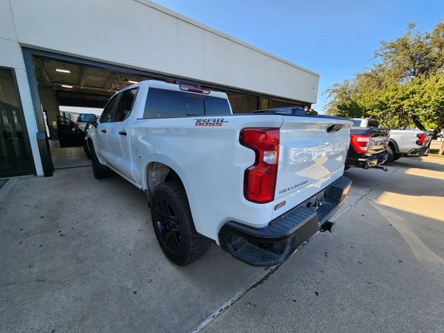 Used 2024 Chevrolet Silverado 1500 LT Trail Boss w/ Convenience Package II AWD/4WD image 4