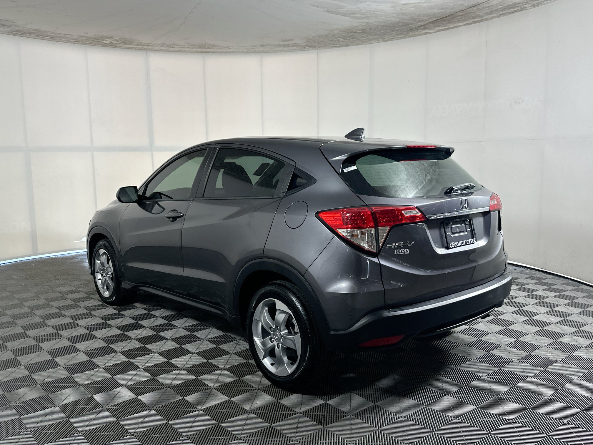 Used 2021 Honda HR-V LX image 5