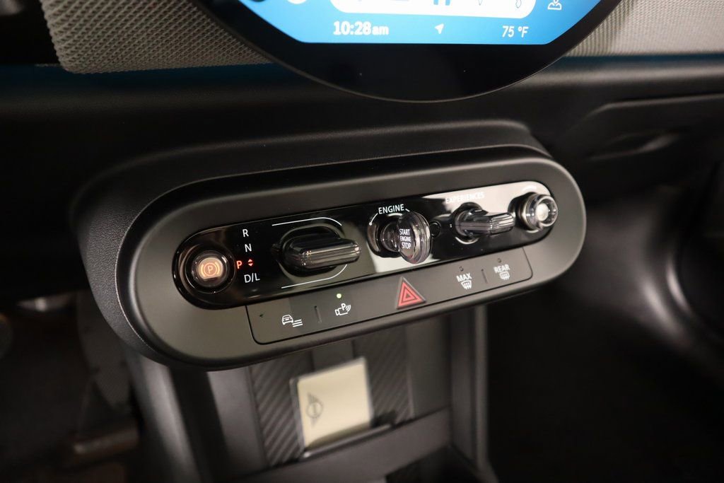 New 2025 MINI Cooper 2-Door Hardtop image 9