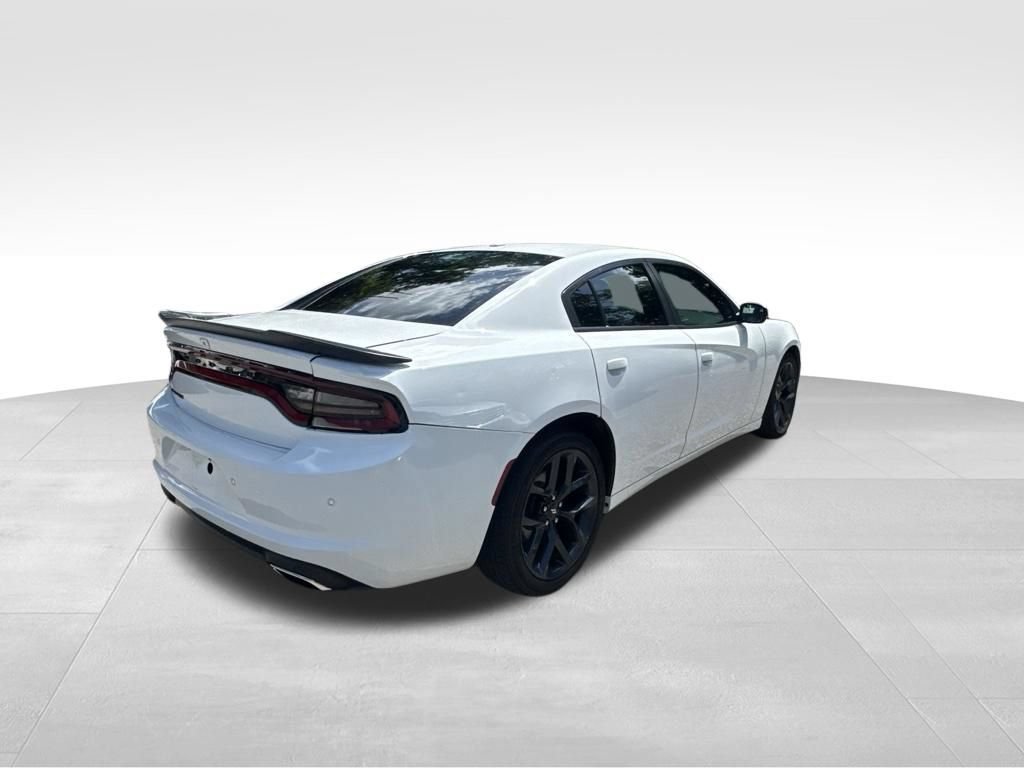 Used 2020 Dodge Charger SXT w/ Blacktop Package RWD image 5
