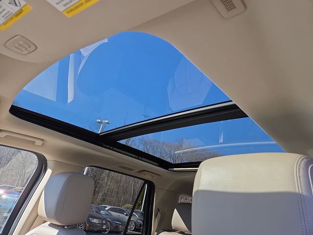 Used 2022 Ford Expedition Limited image 15