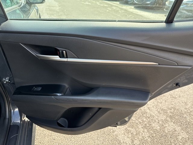 Used 2025 Toyota Camry LE image 10