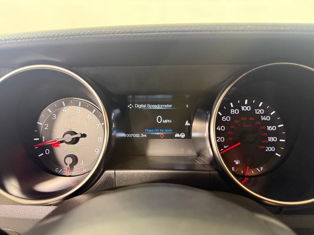 Used 2018 Ford Mustang Shelby GT350 w/ Convenience Package RWD image 14