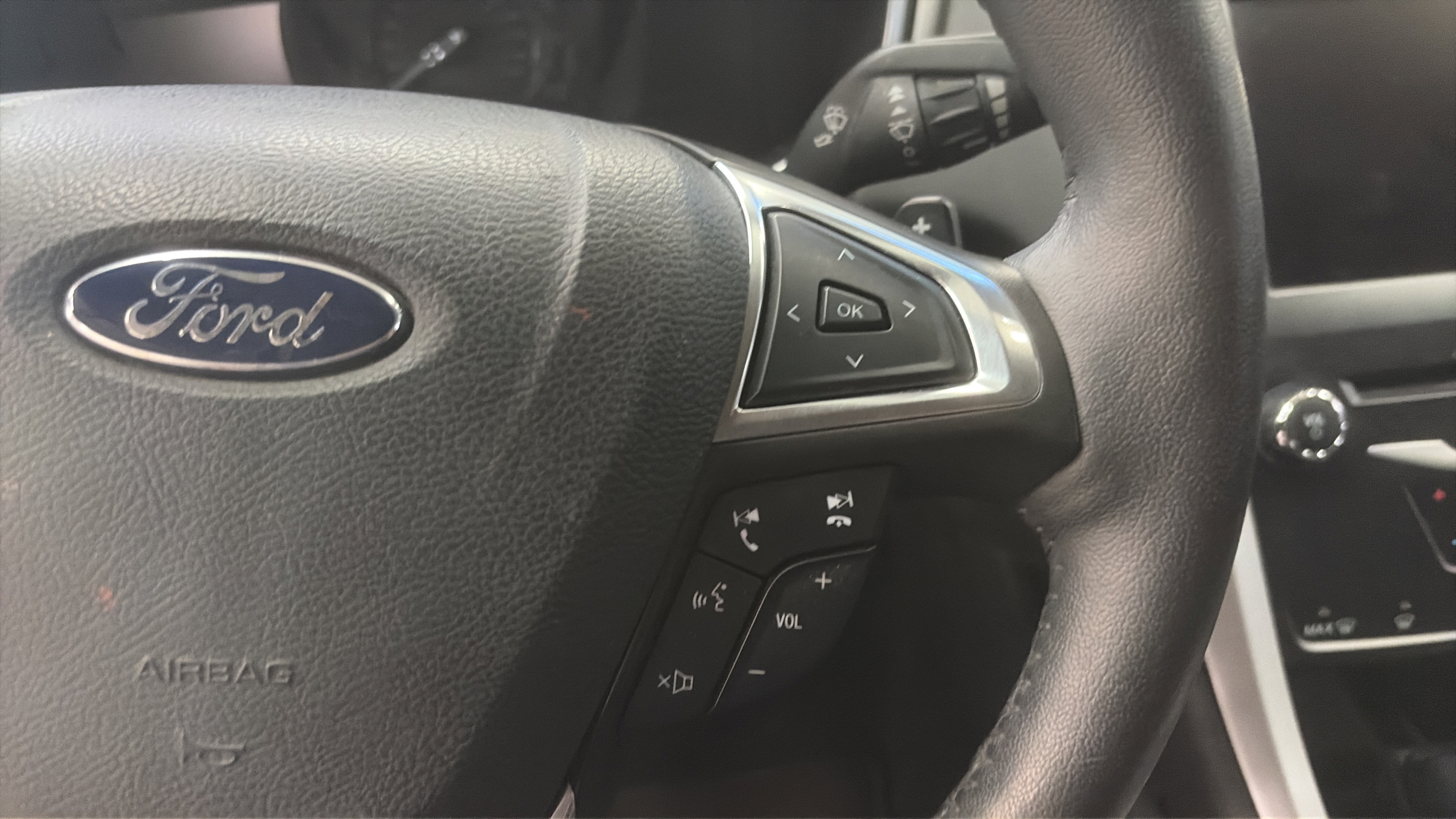 Used 2014 Ford Fusion SE FWD image 13