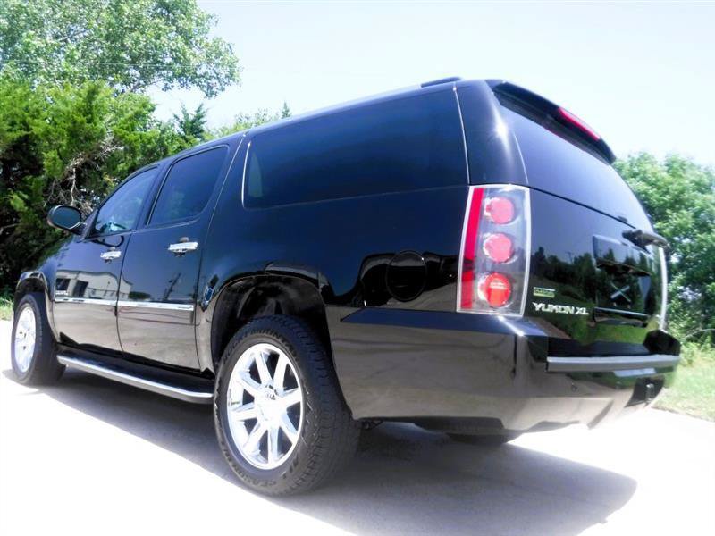 Used 2012 GMC Yukon XL Denali AWD/4WD image 13