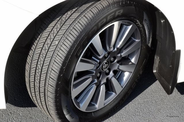 Used 2020 Toyota Sienna Limited Premium FWD image 7