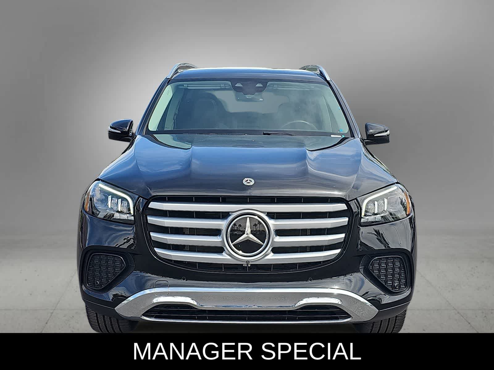 Used 2024 Mercedes-Benz GLS 450 4MATIC image 3
