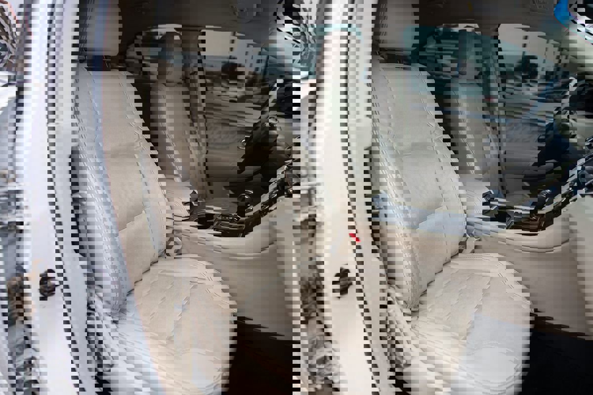 Used 2018 Ford Taurus SEL w/ Equipment Group 201A image 16