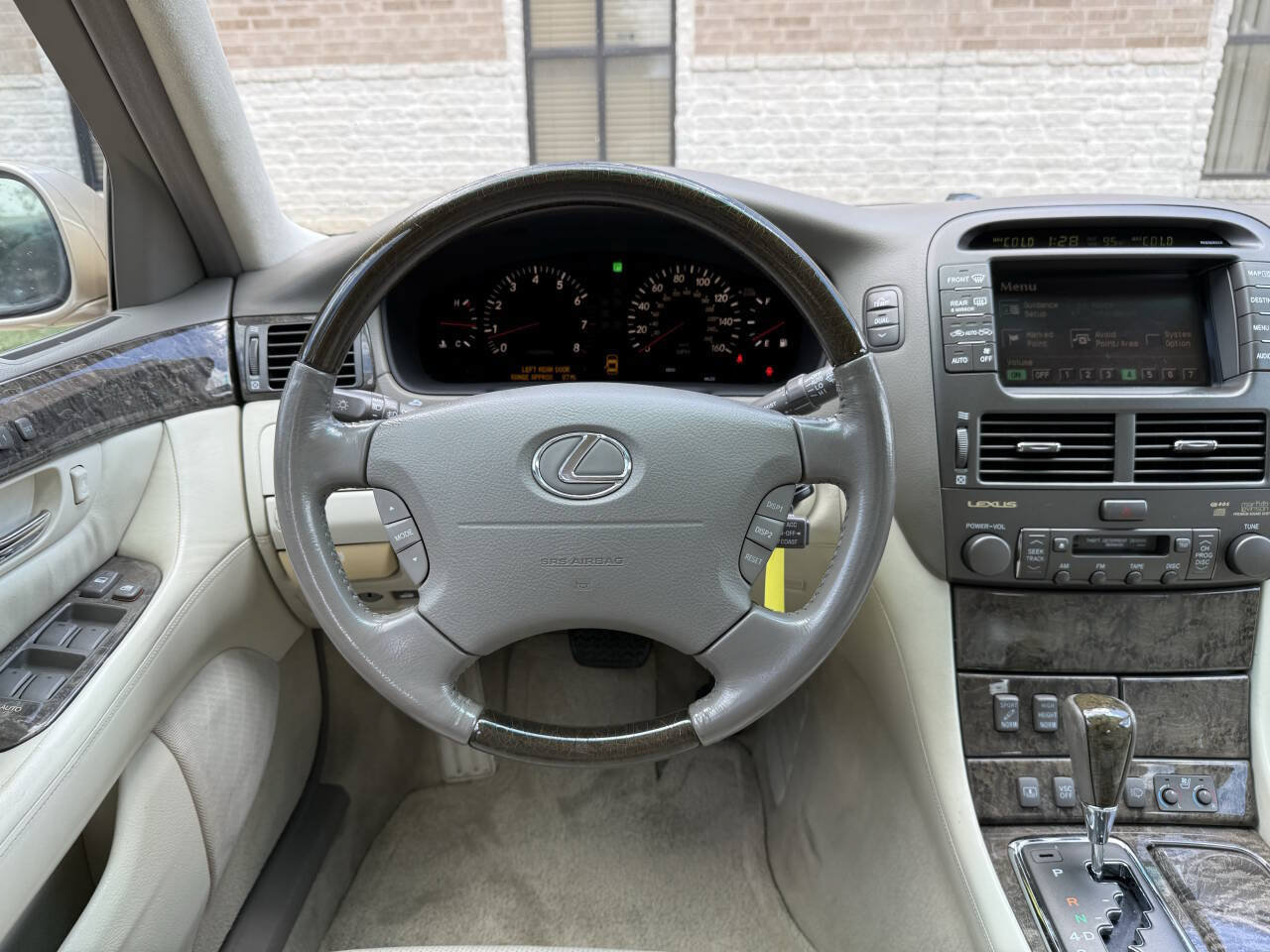Used 2001 Lexus LS 430 RWD image 15