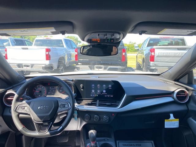 New 2026 Chevrolet Trax RS w/ Sunroof Package FWD image 19