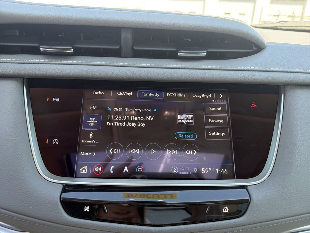 Used 2024 Cadillac XT5 Premium Luxury AWD/4WD image 23