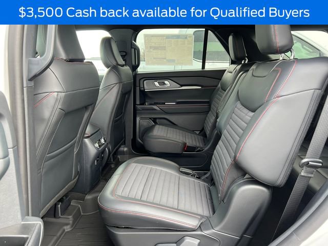 New 2026 Ford Explorer ST-Line w/ ST-Line Street Pack image 6