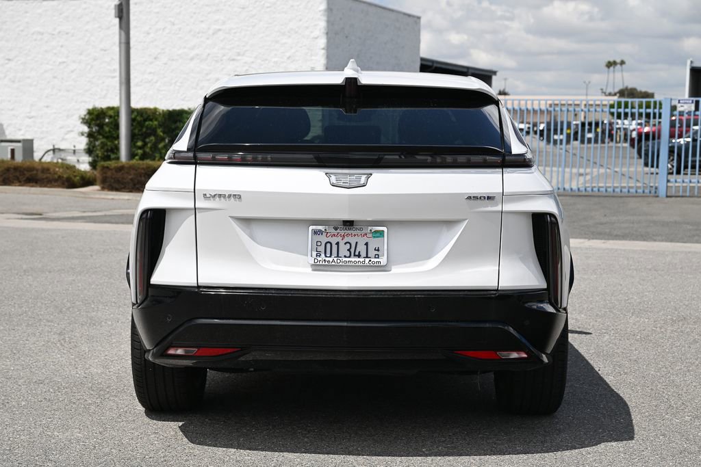 Used 2024 Cadillac Lyriq Sport RWD image 5