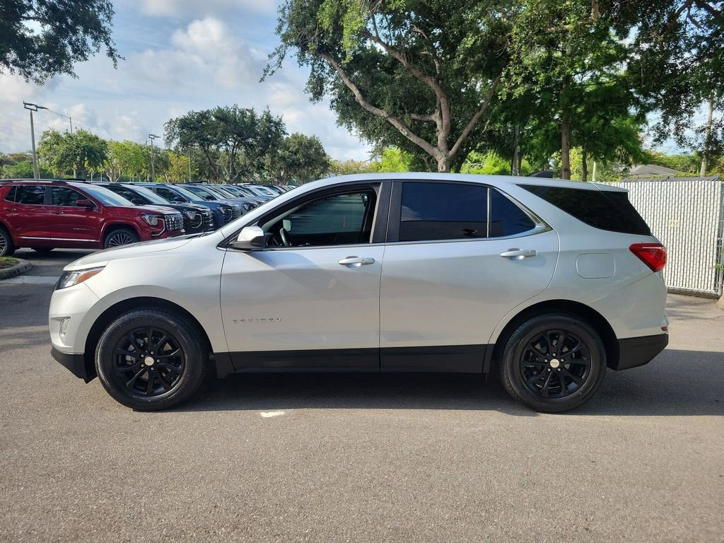 Used 2021 Chevrolet Equinox LT FWD image 2