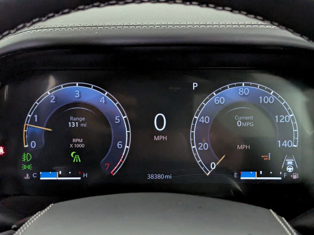 Used 2022 Jeep Grand Cherokee Overland w/ Adv Protech Group III image 32