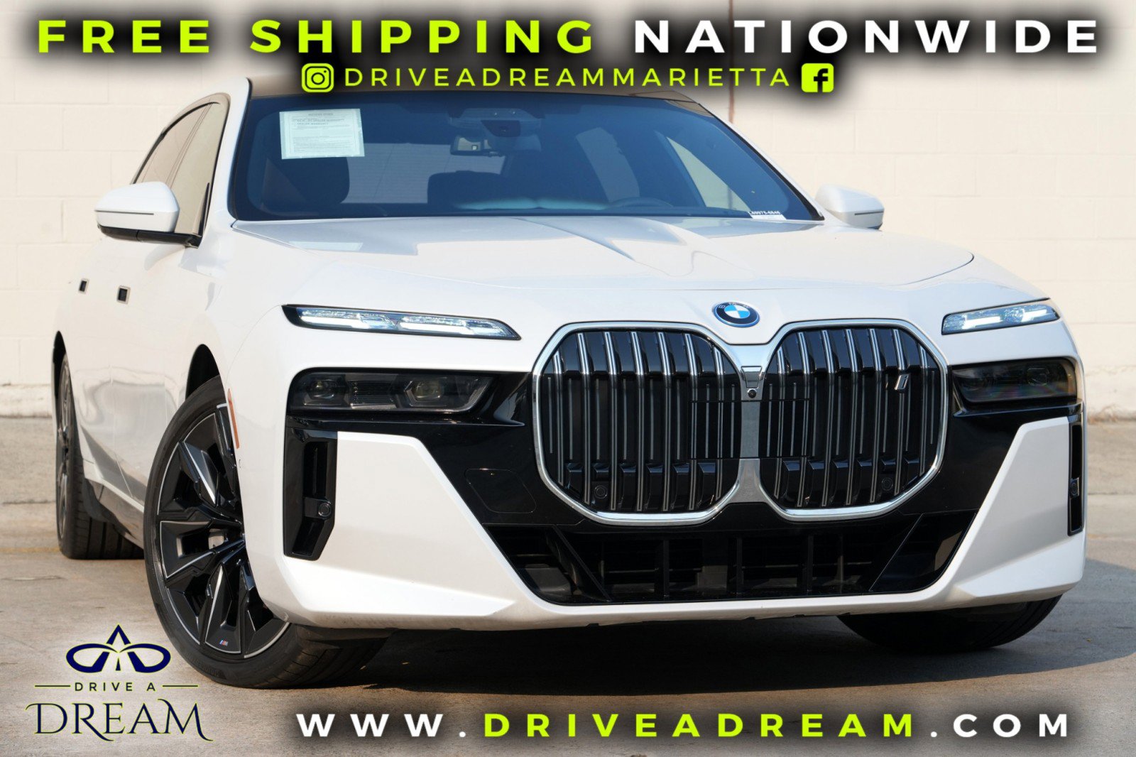 Used 2023 BMW i7 xDrive60 w/ Executive Package 2 AWD/4WD image 2