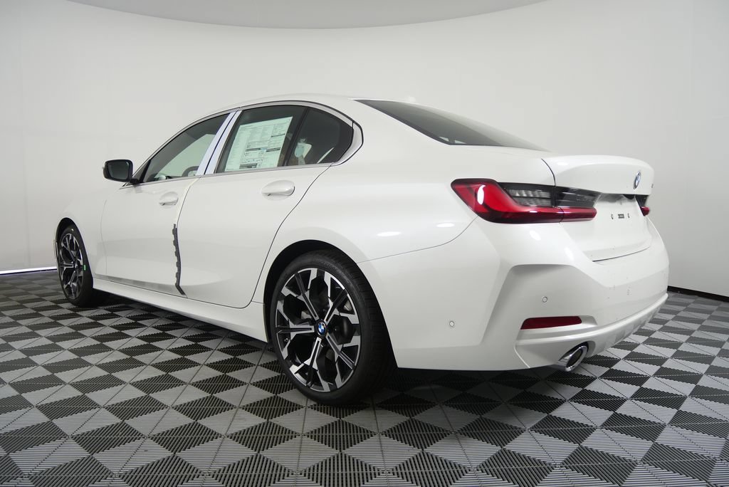 Used 2026 BMW 330i Sedan w/ Premium Package RWD image 6