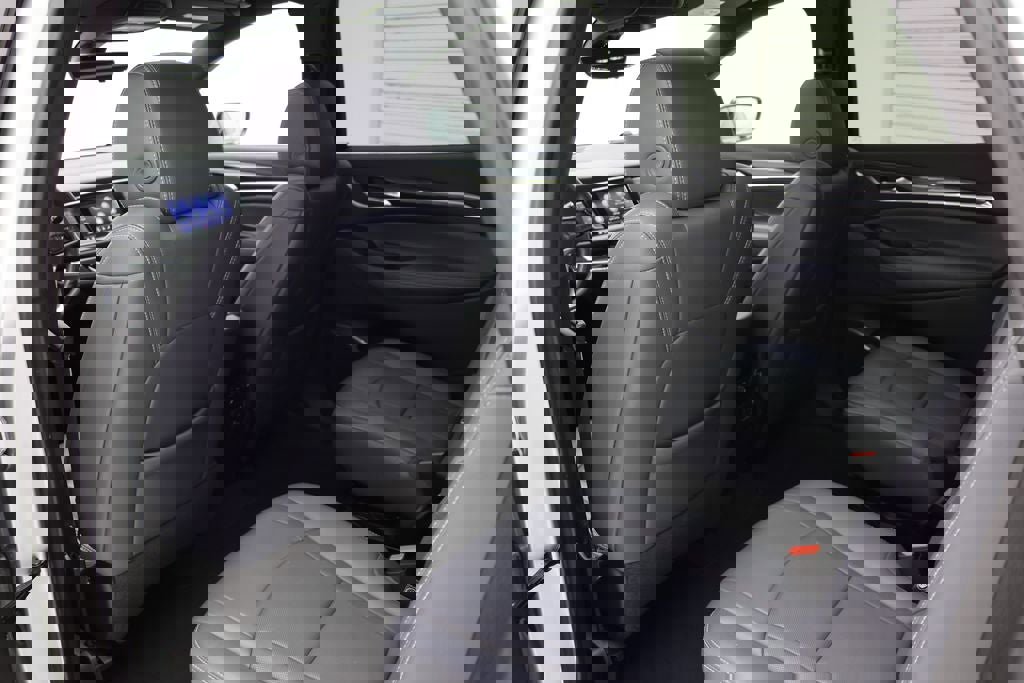 Used 2022 Buick Enclave Essence w/ Experience Buick Package image 11