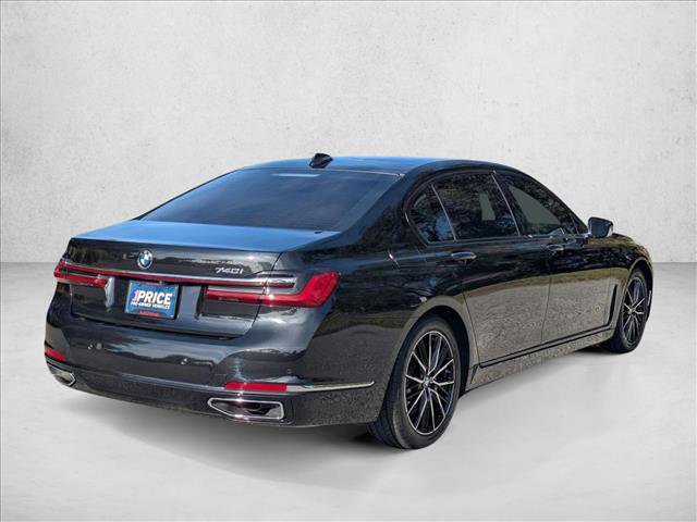 Used 2022 BMW 740i image 5