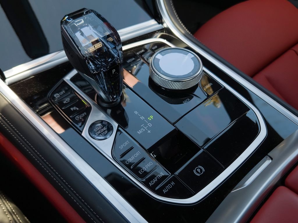 Used 2026 BMW 840i Coupe w/ M Sport Professional Package RWD image 11