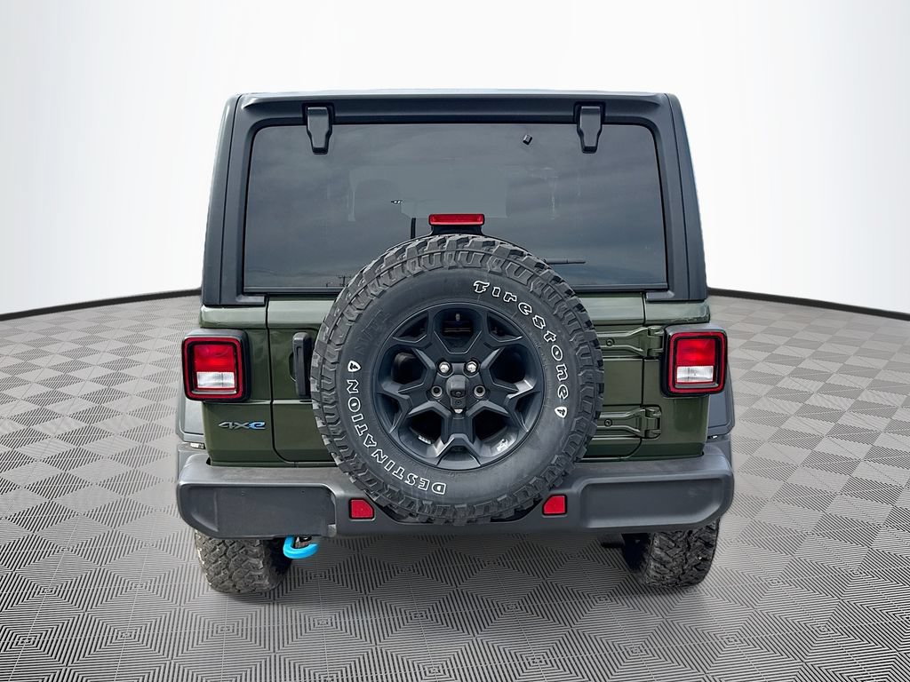 Used 2023 Jeep Wrangler Unlimited w/ Cold Weather Group AWD/4WD image 7