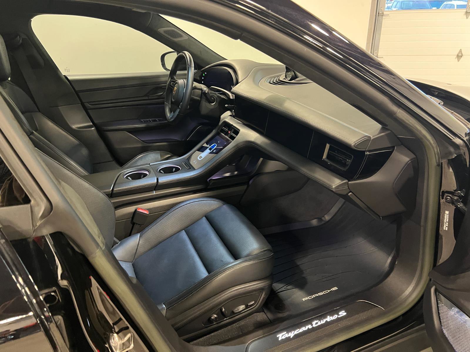 Used 2023 Porsche Taycan Turbo S AWD/4WD image 41