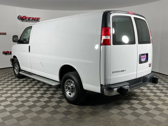 Used 2024 GMC Savana 2500 w/ Driver Convenience Package RWD image 7