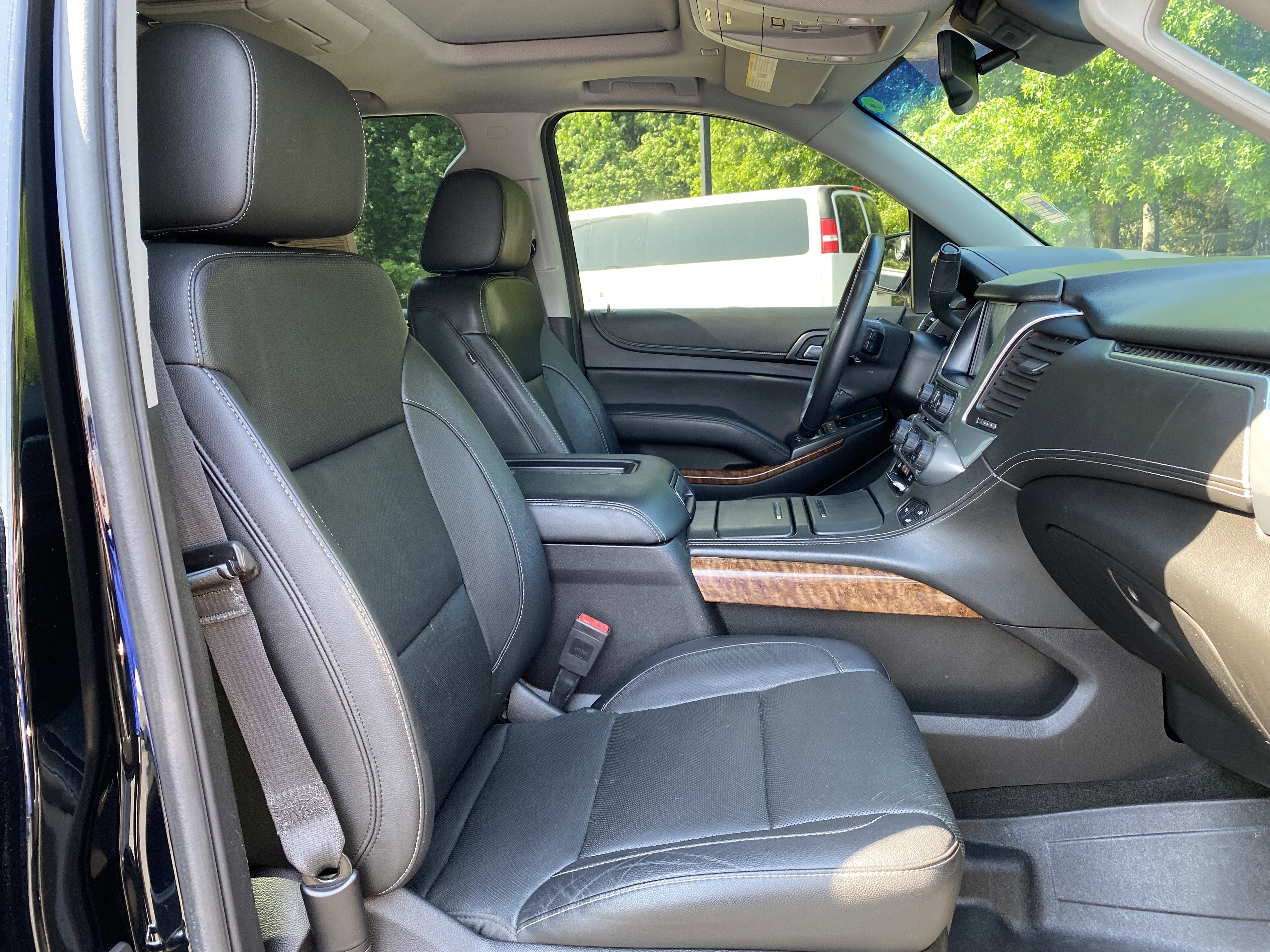 Used 2018 Chevrolet Tahoe Premier AWD/4WD image 38