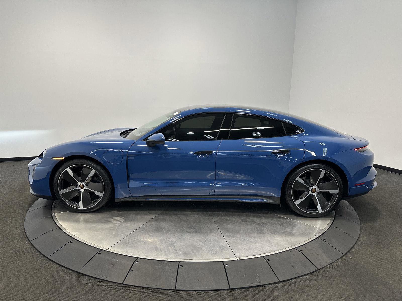 Certified 2024 Porsche Taycan 4S AWD/4WD image 2