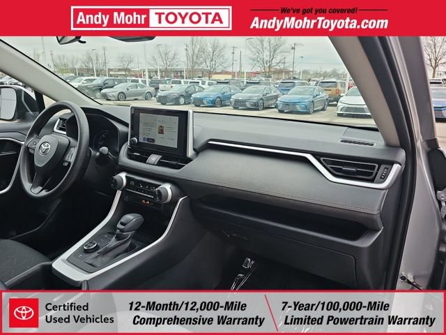 Certified 2025 Toyota RAV4 XLE AWD/4WD image 32