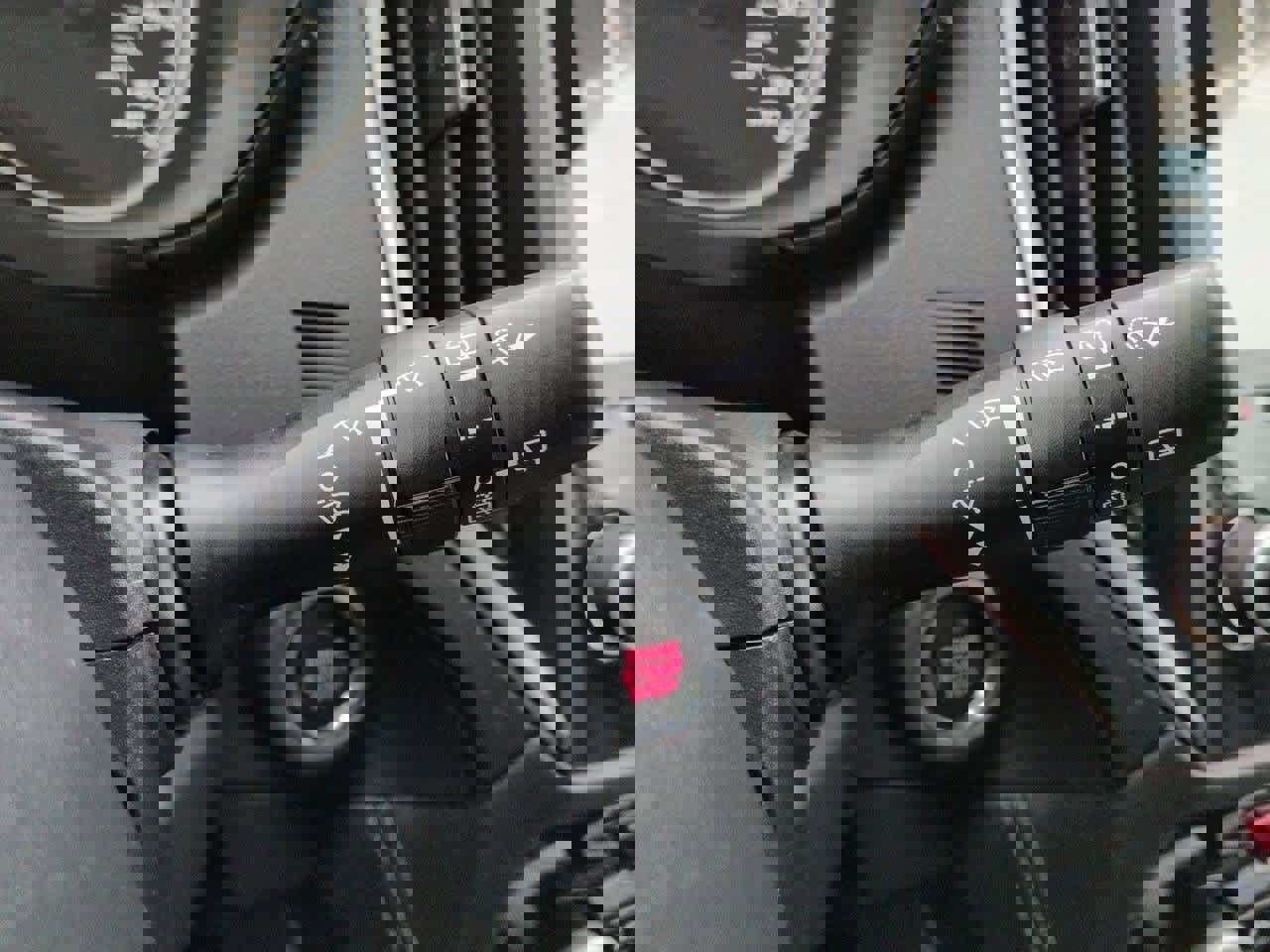 Used 2022 Subaru Forester Limited image 27