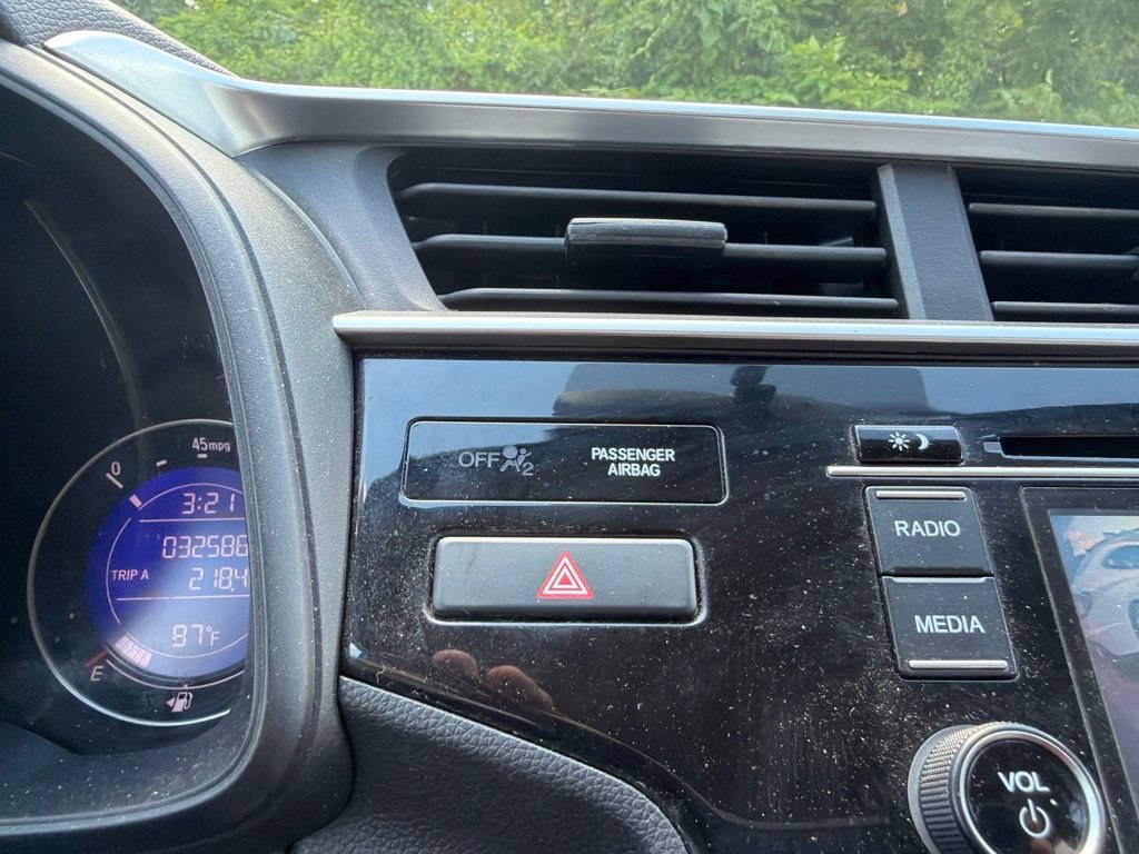 Used 2020 Honda Fit LX image 25