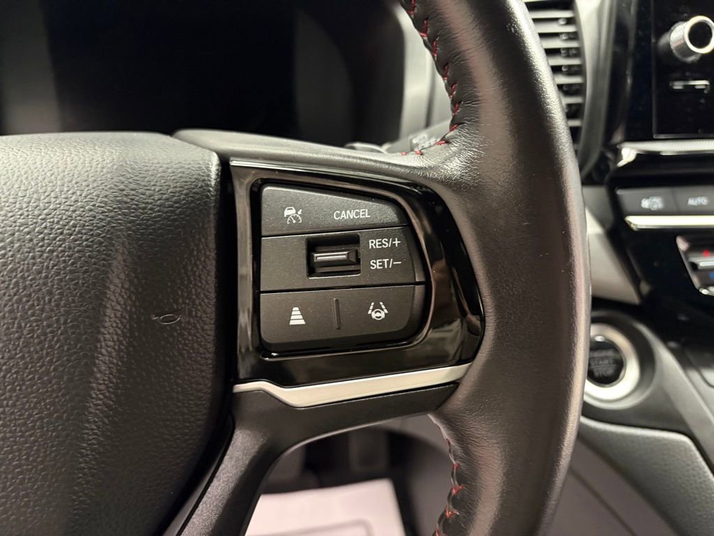 Used 2025 Honda Odyssey Sport-L image 17