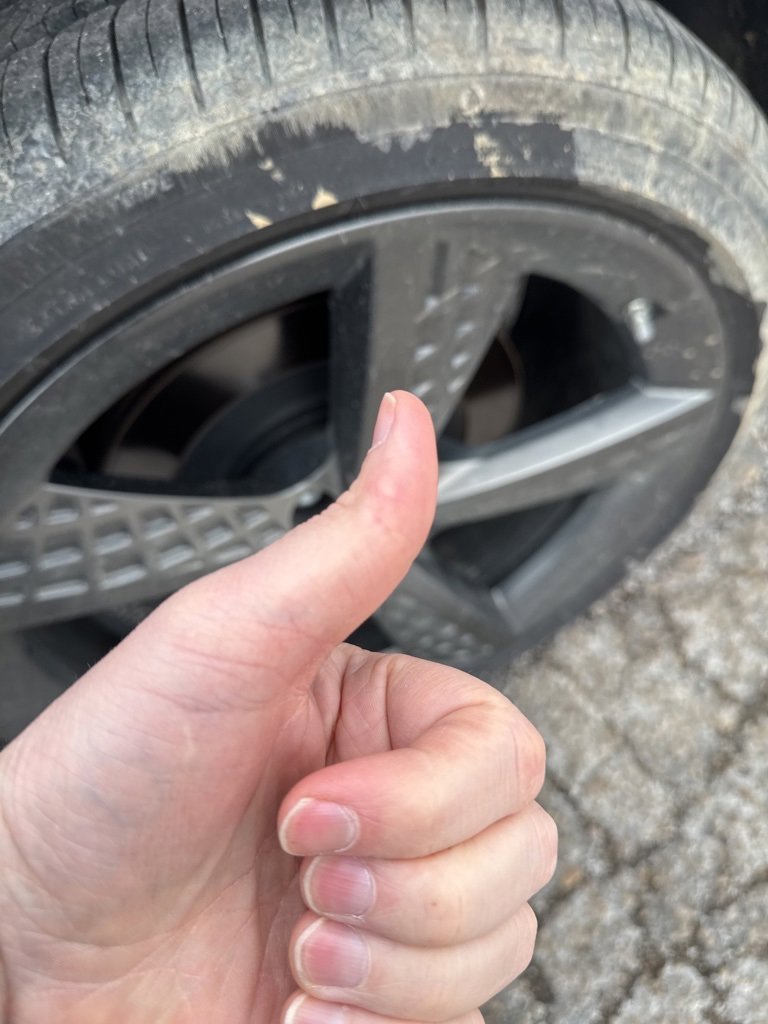 Used 2024 Genesis GV70 2.5T w/ Sport Prestige Package image 19