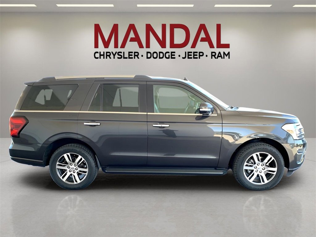 Used 2024 Ford Expedition Limited image 5