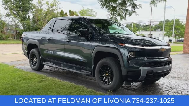 Certified 2025 Chevrolet Silverado EV LT AWD/4WD image 2