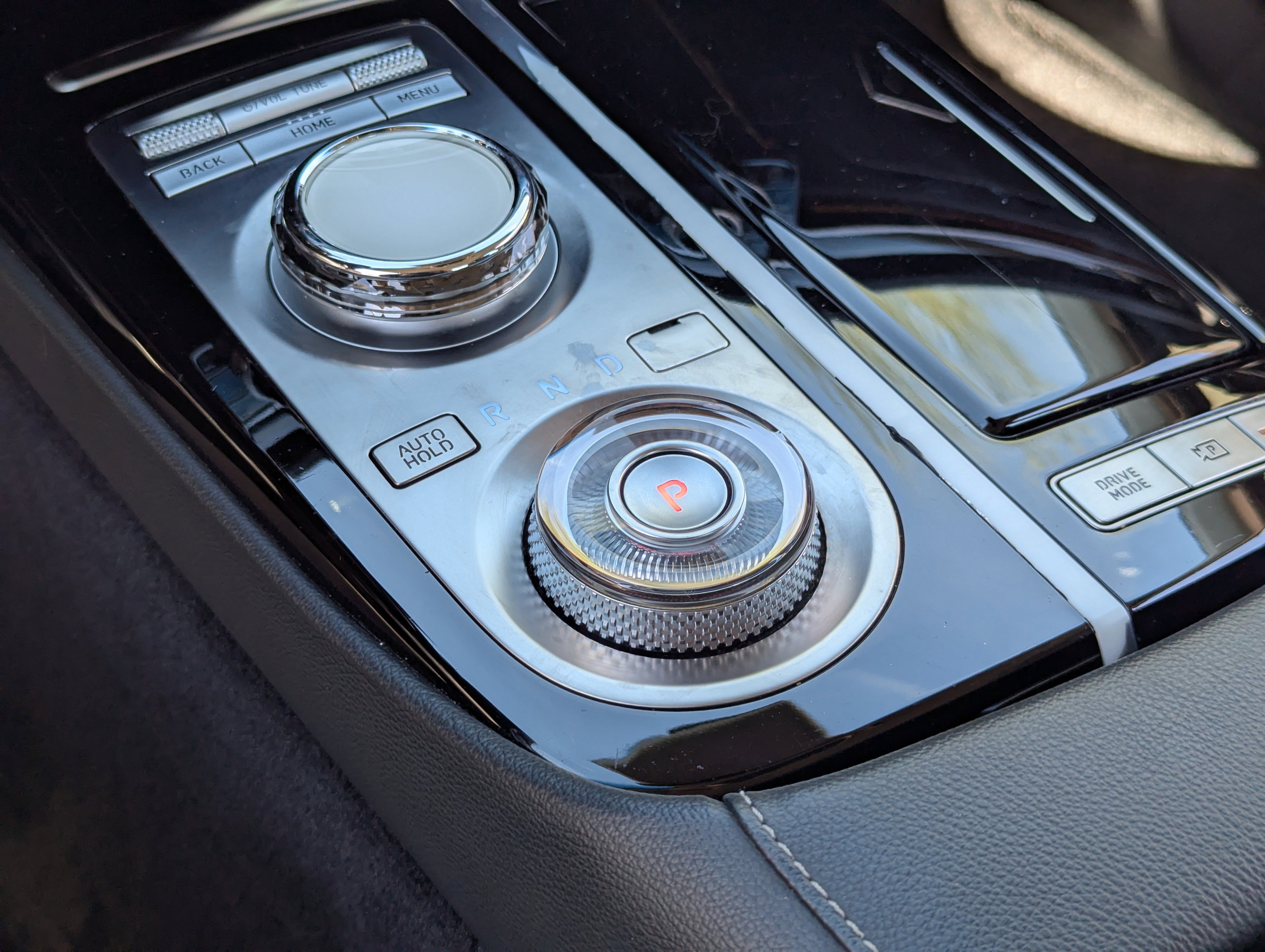 Used 2023 Genesis G80 2.5T image 27