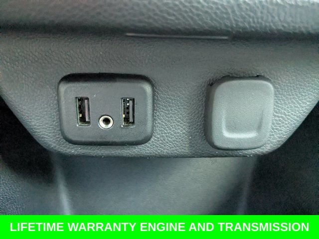 Used 2021 Chevrolet Traverse LS FWD image 22