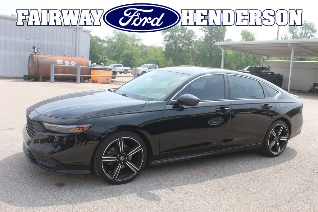 Used 2024 Honda Accord Sport image 1