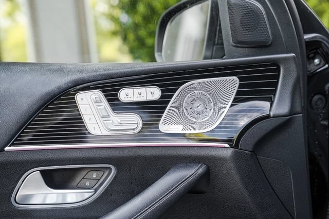 Used 2024 Mercedes-Benz GLS 450 4MATIC w/ Pinnacle Trim Package image 50