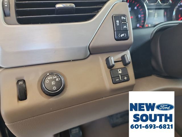 Used 2016 GMC Yukon SLT w/ Open Road Package image 12