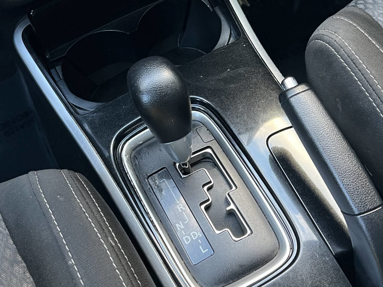 Used 2018 Mitsubishi Outlander ES image 20