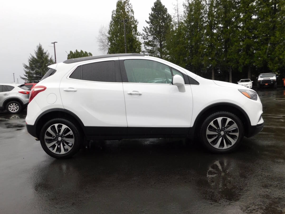 Used 2021 Buick Encore Preferred AWD/4WD image 20