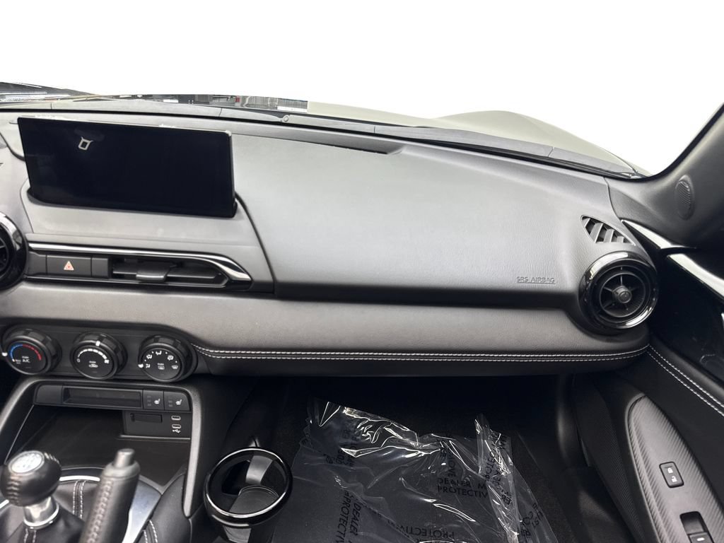 Used 2024 MAZDA MX-5 Miata Club RWD image 53