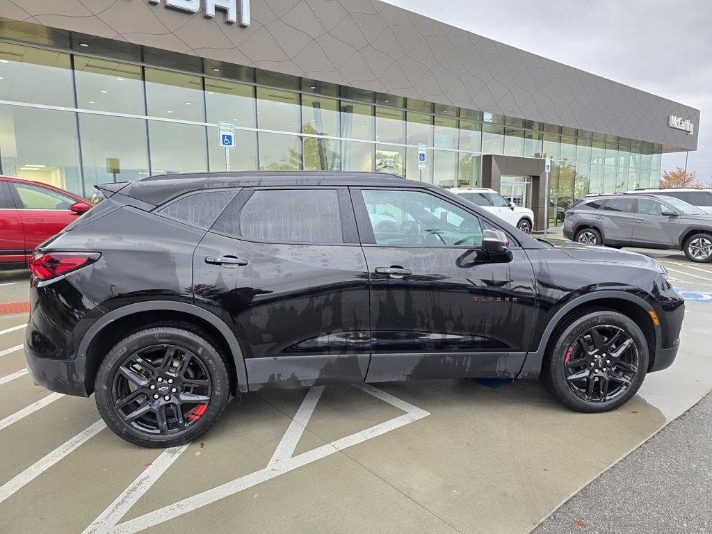 Used 2022 Chevrolet Blazer LT w/ Redline Edition image 8