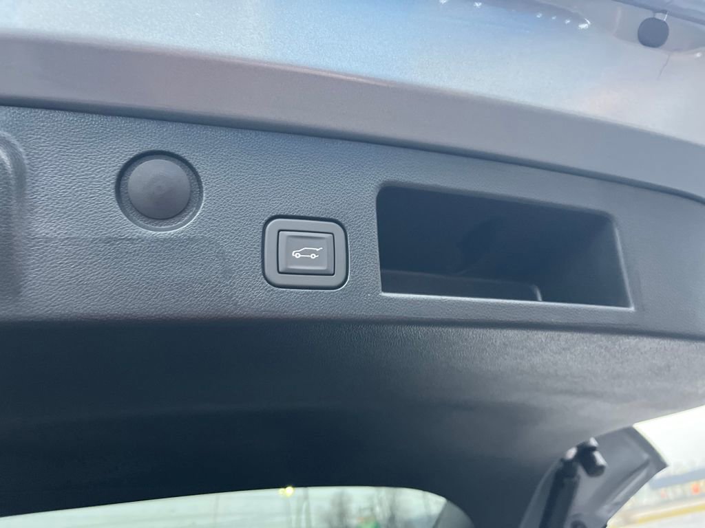 New 2026 Chevrolet Equinox LT image 23