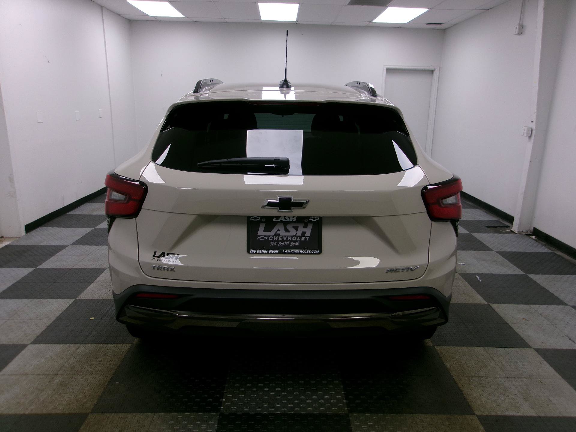 New 2026 Chevrolet Trax ACTIV w/ Driver Confidence Package FWD image 12