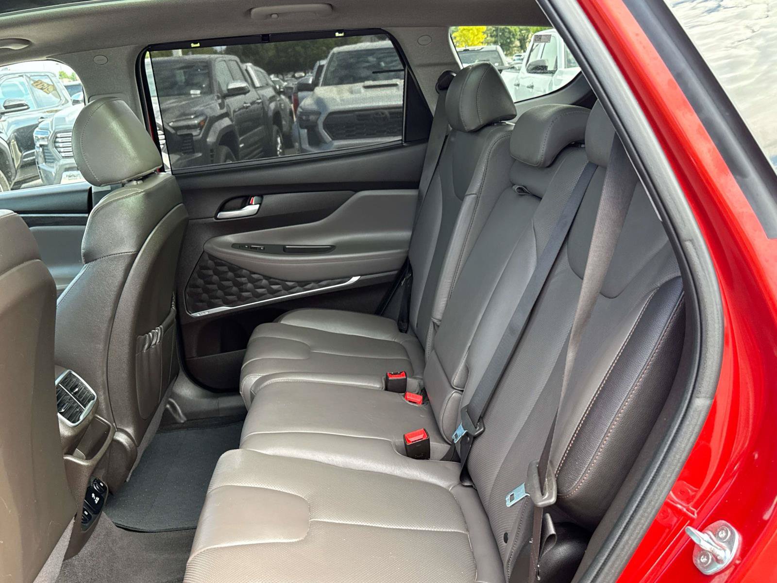 Used 2020 Hyundai Santa Fe Limited AWD/4WD image 13